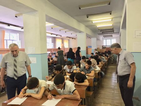 İrşad Abbasov insanlara maksimum diqqət və qayğıyla yanaşır, onların problemlərini həll edərək, onların dövlətimizə və Prezidentimizə inamını artırır!