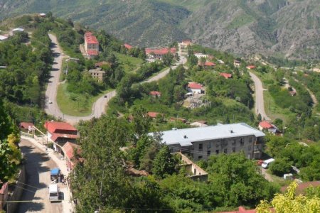 "Azərbaycan tarixində iz qoyan laçınlı ziyalılar"