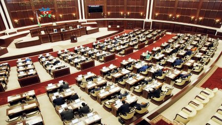 Milli Məclis deputatların maaşı ilə bağlı iddialara münasibət bildirib - MƏBLƏĞLƏR