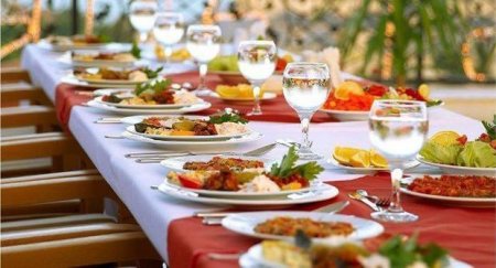 Tərtərdə yas mərasimi və qonaqlıq təşkil edənlər tutuldu: Bir nəfərin ölkədə qanunsuz yaşadığı müəyyənləşdi