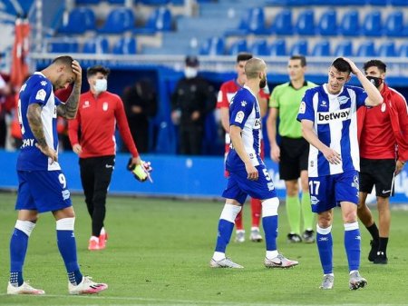 Çempionlar Liqasının yarımfinalına yüksəlmiş klub üçüncü liqaya yuvarlandı