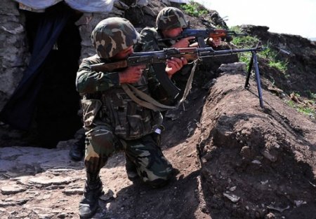 Düşmən Ağdam kəndini yenə atəşə tutdu
