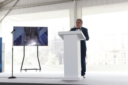 Bilkənt Universitetinin professoru ölkə rəhbərliyinə təşəkkür edib
