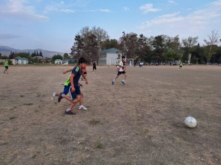 "İdman hamı üçün" layihəsi çərçivəsində futbol idman növü üzrə nümunəvi çıxışlar təşkil olunub