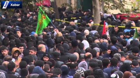 İranda Aşura mərasimində silahlı insident baş verdi