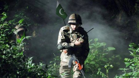 Pakistan Əfqanıstanla sərhəddə 29 yaraqlını MƏHV ETDİ